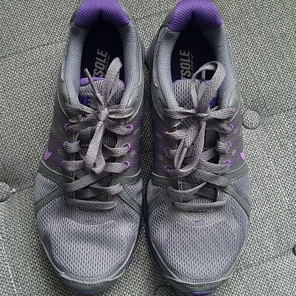 Nike women's sneakers - Picture 1 of 4